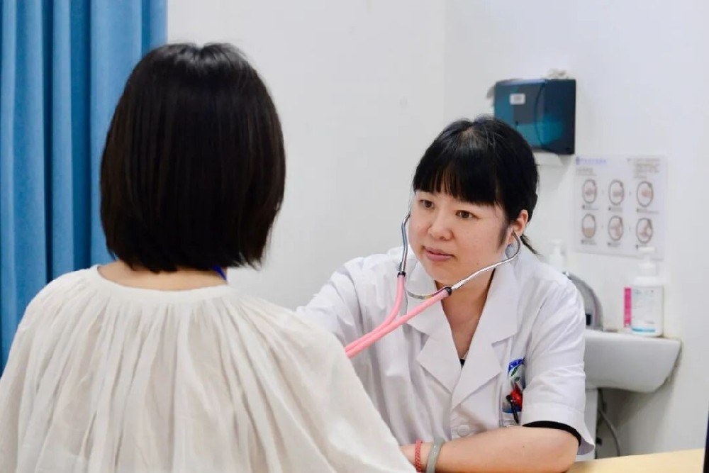 心慌≠心脏病：何时该淡定，何时该跑医院？