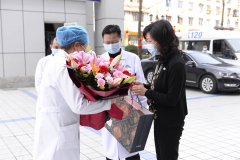 新春慰问，暖！